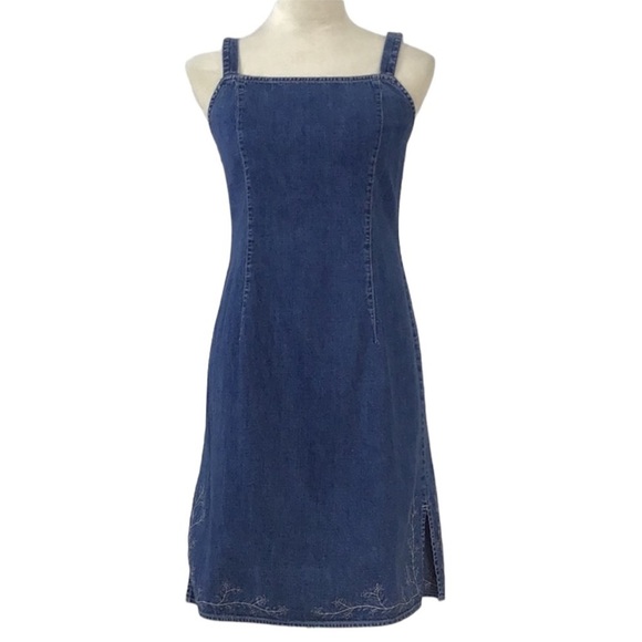 Ann Taylor Loft Denim Floral Embroidered Hem Cotton Sundress Size 4 - Picture 2 of 7